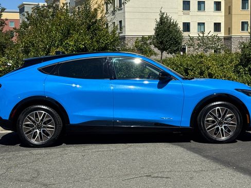 Used 2024 Ford Mustang Mach-E Premium image 3