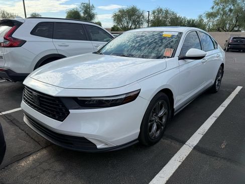 Used 2023 Honda Accord EX image 2
