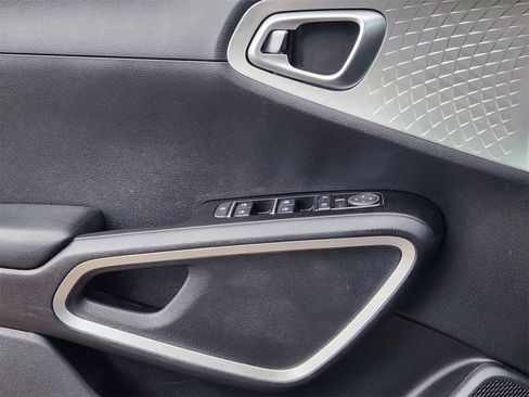 Used 2024 Kia Soul LX w/ Option Group 015 image 20