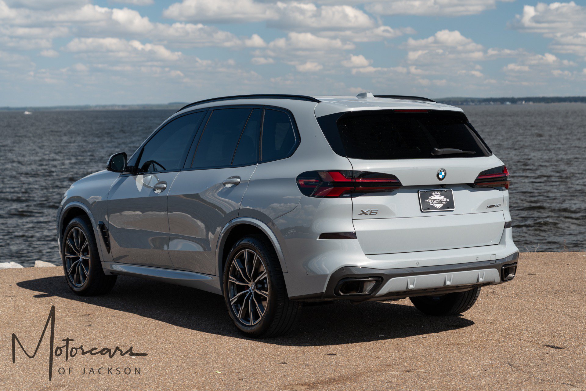 Used 2026 BMW X5 xDrive40i AWD/4WD image 9