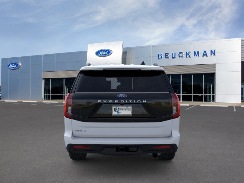 Used 2026 Ford Expedition Active AWD/4WD image 7