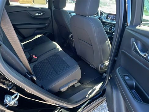 Used 2021 Chevrolet Blazer LT image 18