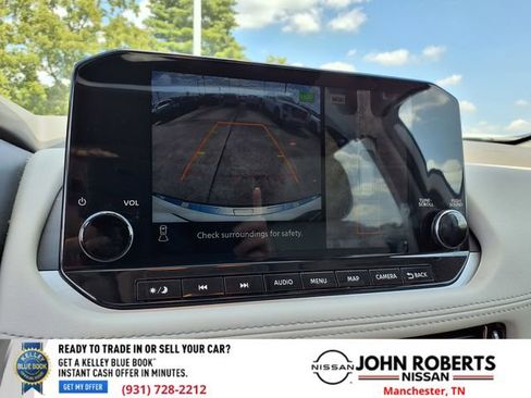 Used 2023 Nissan Rogue SL w/ SL Premium Package image 8