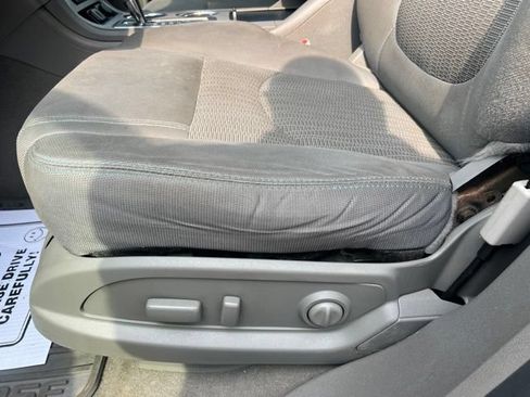 Used 2016 Chevrolet Traverse LS AWD/4WD image 22