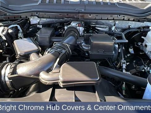 Used 2022 Ford F250 XL w/ Power Equipment Group RWD image 15