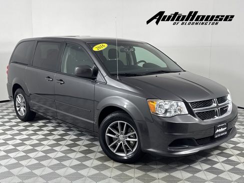 Used 2016 Dodge Grand Caravan SE image 1