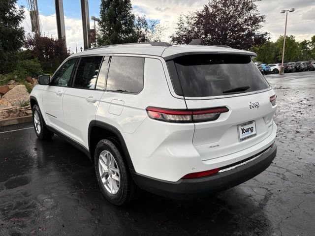 Used 2023 Jeep Grand Cherokee L Laredo AWD/4WD image 4