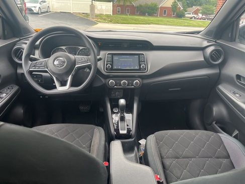 Used 2020 Nissan Kicks S FWD image 25