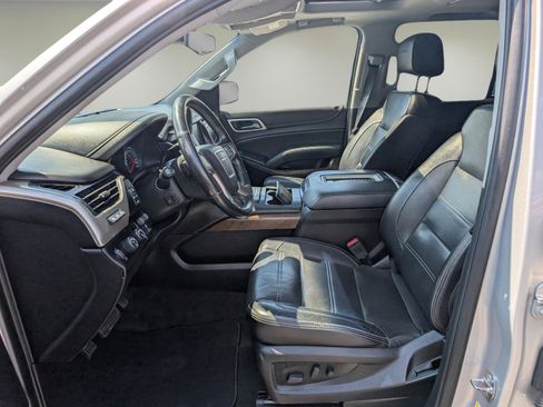 Used 2019 GMC Yukon Denali w/ Denali Ultimate Package image 10