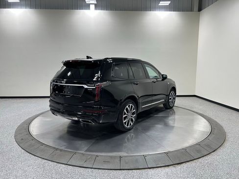Used 2022 Cadillac XT6 Sport AWD/4WD image 7