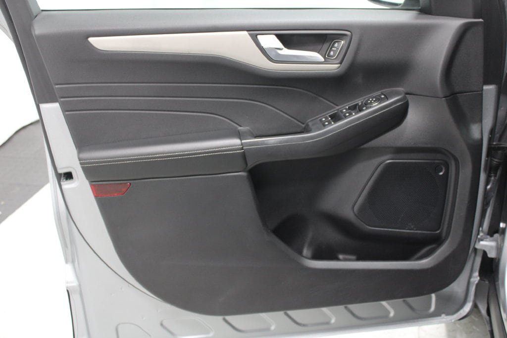 Used 2022 Ford Escape SEL AWD/4WD image 10