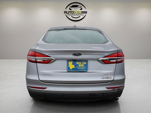 Used 2020 Ford Fusion SE image 5