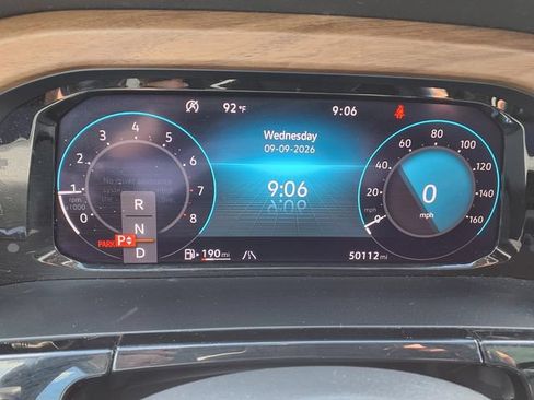 Used 2024 Volkswagen Atlas SE FWD image 12