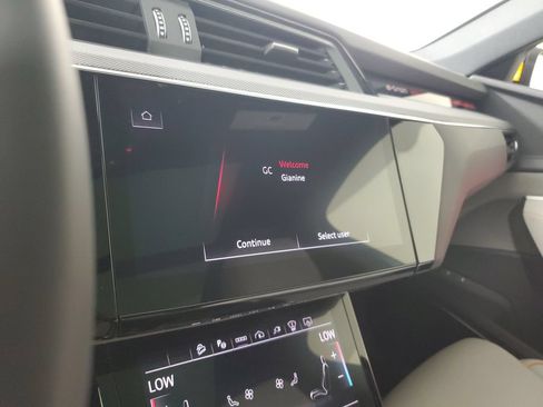 Used 2024 Audi Q8 e-tron Prestige w/ Prestige Package AWD/4WD image 27