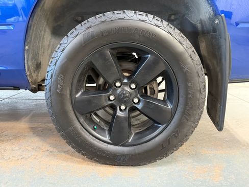 Used 2015 RAM 1500 Sport w/ Sport Premium Group image 9