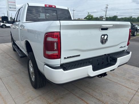 Used 2023 RAM 2500 Laramie AWD/4WD image 3