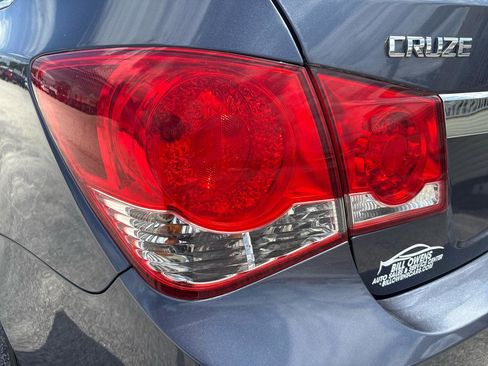 Used 2014 Chevrolet Cruze LT FWD image 41