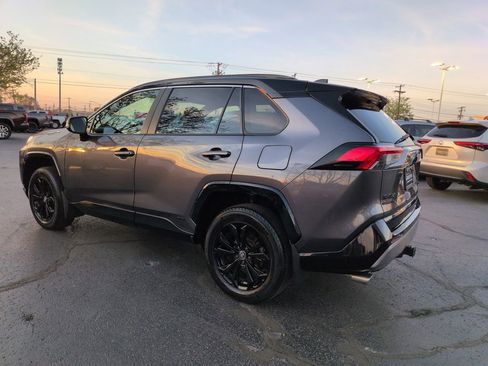 Used 2023 Toyota RAV4 XSE image 3