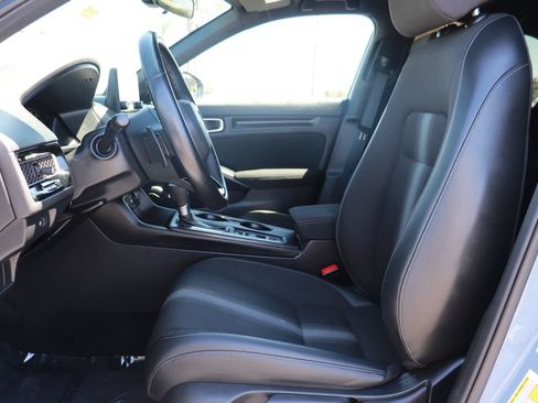 Used 2024 Honda Civic Sport image 12