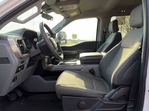 Used 2022 Ford F150 XLT w/ Max Trailer Tow Package image 13