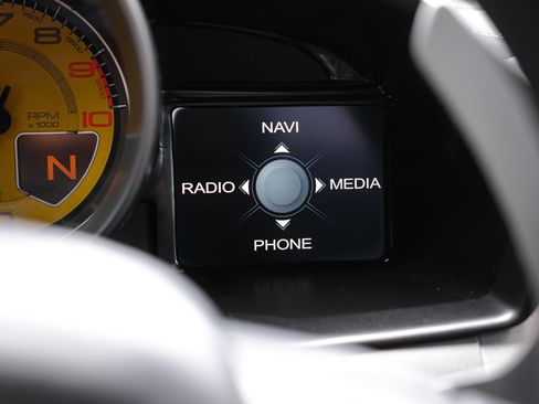 Used 2012 Ferrari 458 Italia Coupe RWD image 25