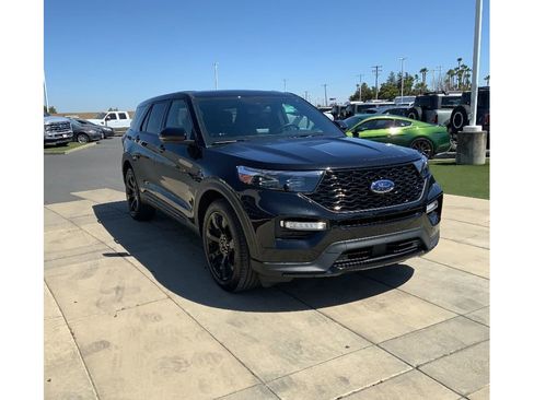 Used 2022 Ford Explorer ST w/ Equipment Group 401A image 6