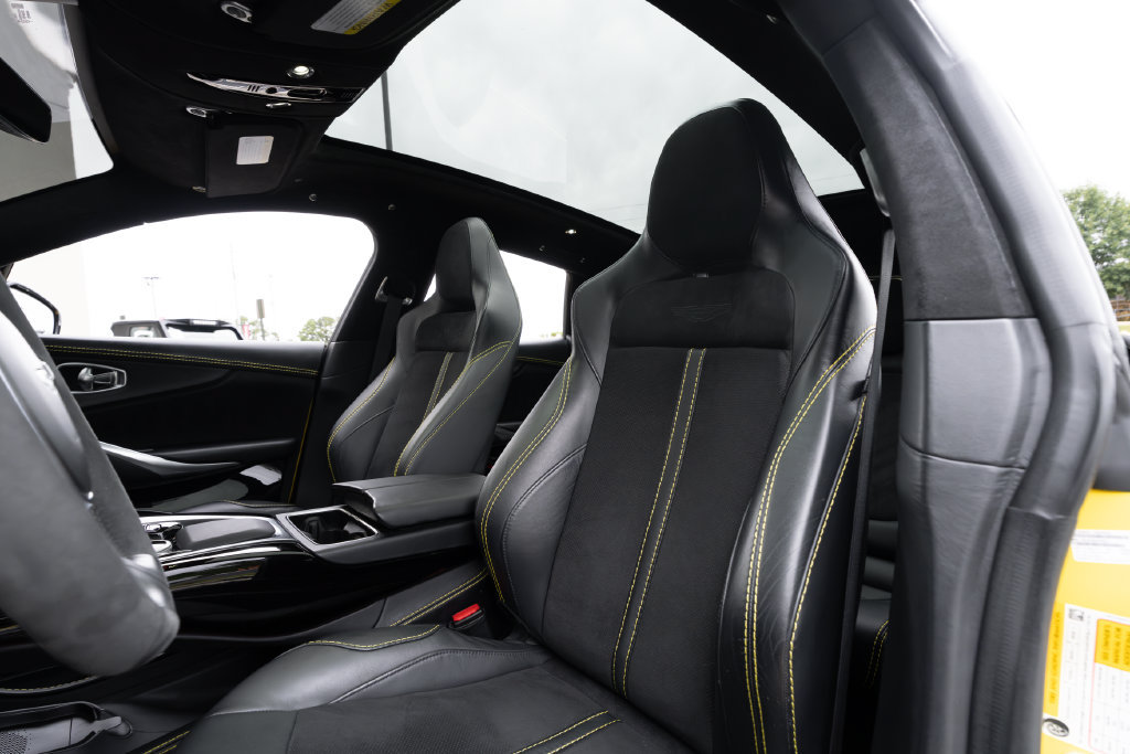 Used 2022 Aston Martin DBX AWD/4WD image 21