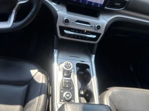 Used 2023 Ford Explorer XLT w/ Equipment Group 202A AWD/4WD image 19