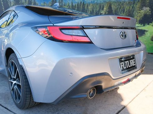 Used 2022 Toyota GR86 w/ ALL Weather Mat Package (TMS) RWD image 35