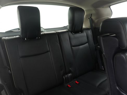 Used 2019 INFINITI QX60 Luxe w/ Essential Package image 13