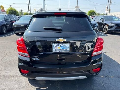 Used 2020 Chevrolet Trax LT w/ LT Convenience Package FWD image 5