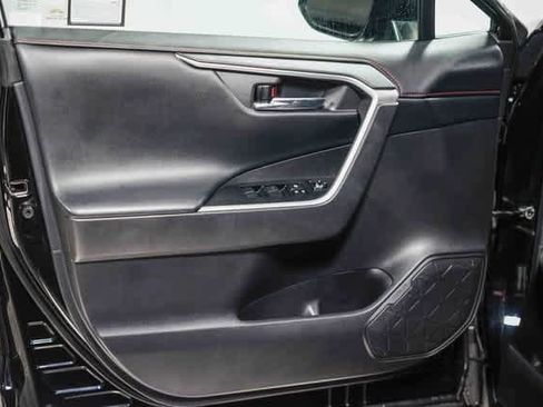 Used 2020 Toyota RAV4 Adventure image 22