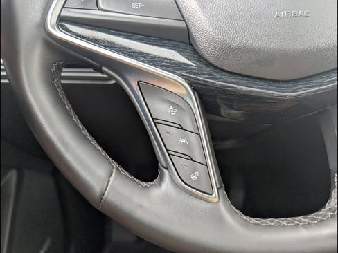 Used 2025 Cadillac XT5 Premium Luxury AWD/4WD image 17