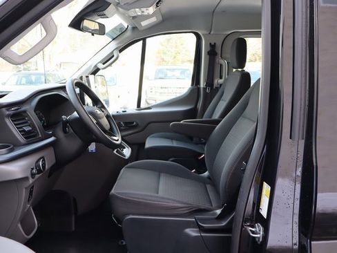 Used 2023 Ford Transit 350 XLT image 19