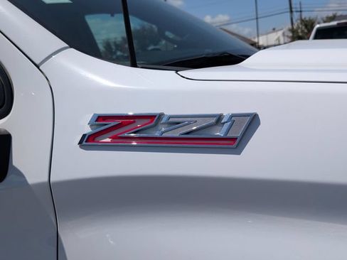 Used 2021 Chevrolet Silverado 1500 LT Trail Boss w/ Convenience Package II AWD/4WD image 31