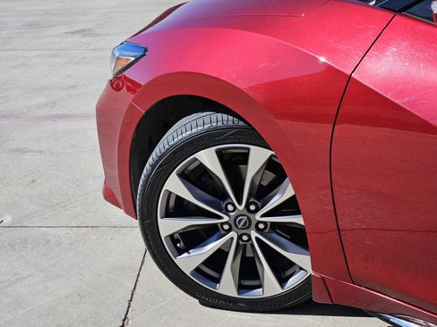 Used 2023 Nissan Maxima Platinum w/ Sport Mat Group image 5