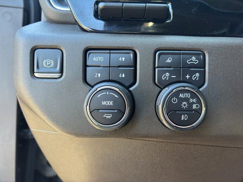 Used 2024 Chevrolet Silverado 2500 LTZ w/ LTZ Premium Package image 7