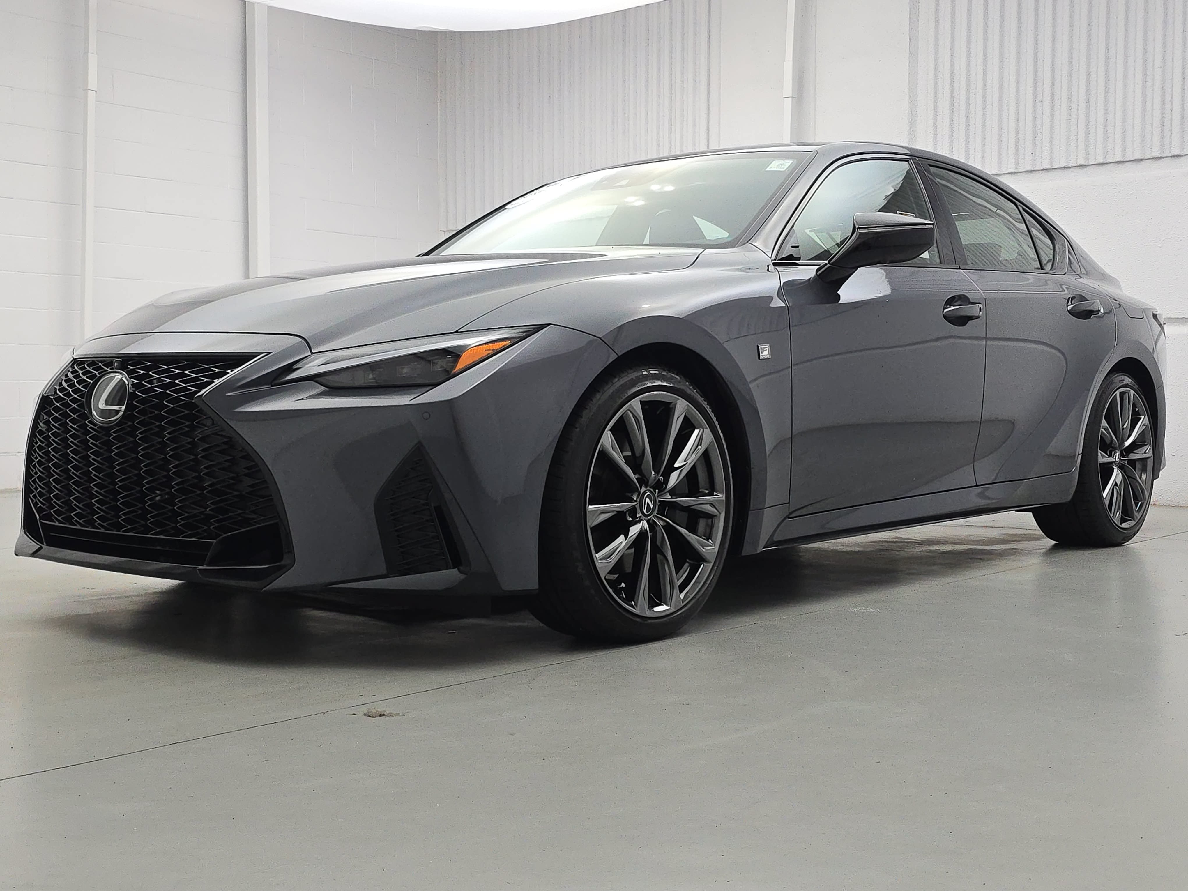Used 2025 Lexus IS 350 F Sport RWD image 1