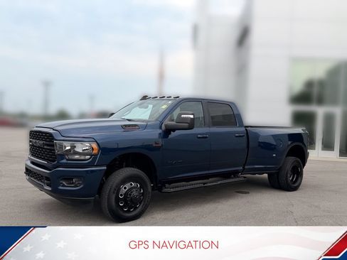 Used 2024 RAM 3500 Big Horn w/ Night Edition AWD/4WD image 2
