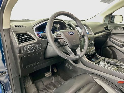 Used 2020 Ford Edge SEL w/ Convenience Package AWD/4WD image 9