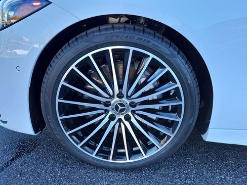 New 2026 Mercedes-Benz C 300 4MATIC Sedan image 9