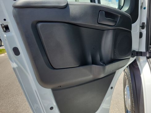 Used 2025 RAM ProMaster 2500 w/ U-Haul Equipment Group FWD image 16