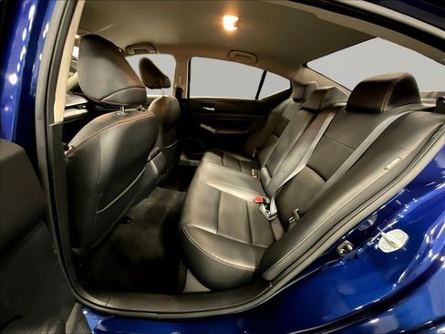 Used 2019 Nissan Altima 2.5 SR FWD image 22