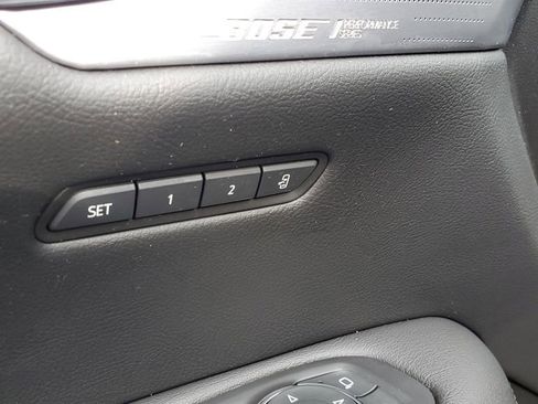 Certified 2023 Cadillac XT5 Premium Luxury image 19