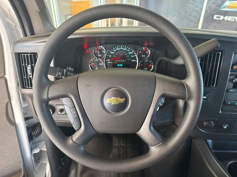 New 2025 Chevrolet Express 2500 Extended w/ Enhanced Convenience Package image 18