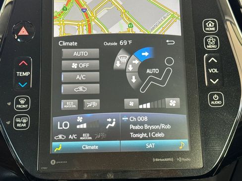 Used 2021 Toyota Prius Prime XLE FWD image 28