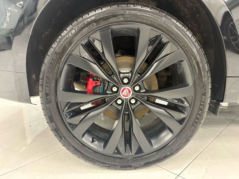 Used 2021 Jaguar F-PACE R-Dynamic S image 39