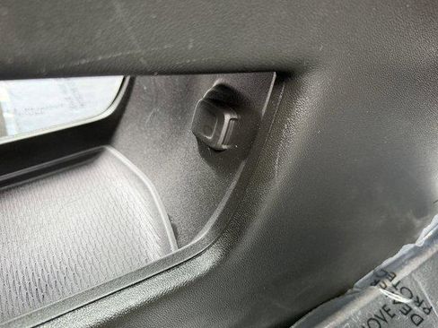 Used 2025 Cadillac XT5 Premium Luxury image 17