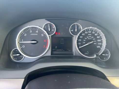 Used 2016 Toyota Tundra SR5 w/ SR5 Upgrade Package image 17