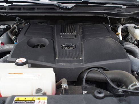 Used 2022 Toyota Tundra SR5 image 27